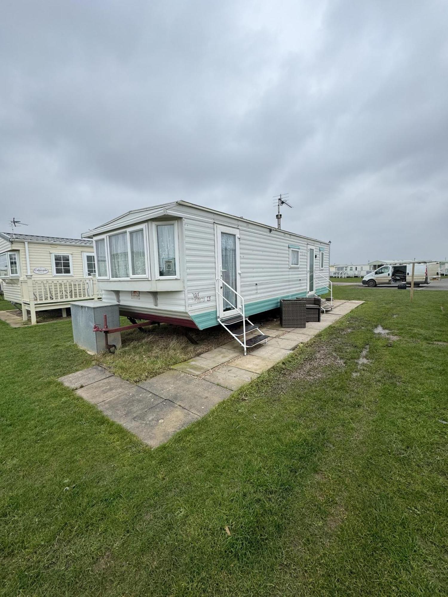 Honeywell 2-Bed Holiday Home In Ingoldmells Skegness Exterior photo